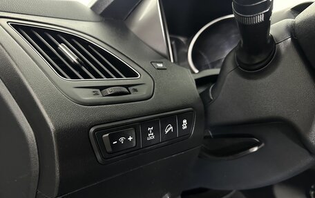 Hyundai ix35 I рестайлинг, 2011 год, 940 000 рублей, 9 фотография