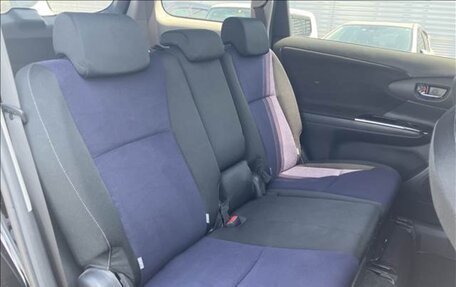 Toyota Wish II, 2016 год, 1 085 000 рублей, 17 фотография