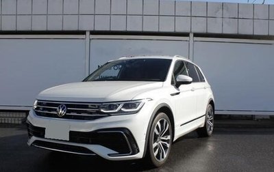 Volkswagen Tiguan II, 2022 год, 1 903 000 рублей, 1 фотография