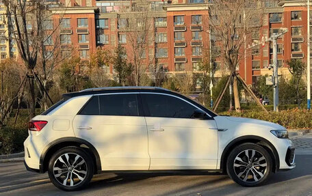 Volkswagen T-Roc I, 2021 год, 1 300 142 рублей, 4 фотография