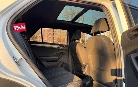 Volkswagen T-Roc I, 2021 год, 1 300 142 рублей, 11 фотография