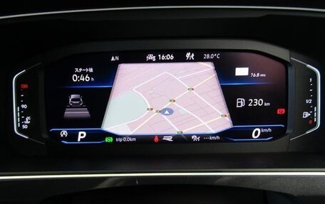 Volkswagen Tiguan II, 2022 год, 1 903 000 рублей, 15 фотография