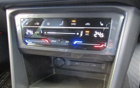 Volkswagen Tiguan II, 2022 год, 1 903 000 рублей, 22 фотография