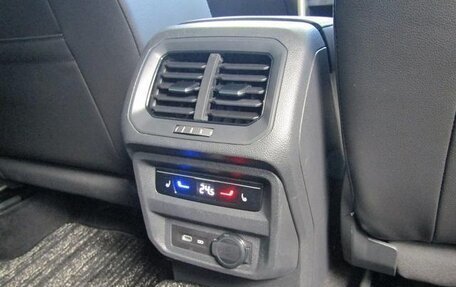 Volkswagen Tiguan II, 2022 год, 1 903 000 рублей, 33 фотография