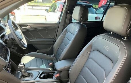 Volkswagen Tiguan II, 2022 год, 1 987 000 рублей, 29 фотография