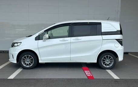 Honda Freed I, 2016 год, 838 000 рублей, 2 фотография