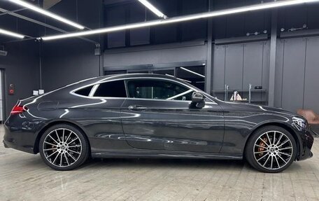 Mercedes-Benz C-Класс, 2018 год, 1 700 090 рублей, 11 фотография