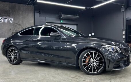 Mercedes-Benz C-Класс, 2018 год, 1 700 090 рублей, 12 фотография