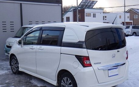 Honda Freed I, 2016 год, 864 000 рублей, 5 фотография