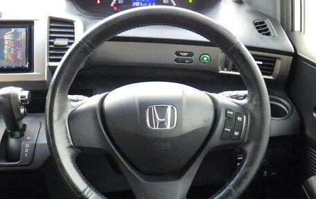 Honda Freed I, 2016 год, 864 000 рублей, 10 фотография