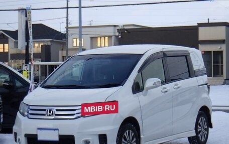 Honda Freed I, 2016 год, 864 000 рублей, 7 фотография