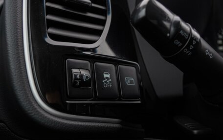 Mitsubishi Outlander III рестайлинг 3, 2014 год, 1 659 000 рублей, 20 фотография