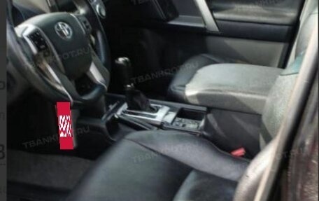 Toyota Land Cruiser Prado 150 рестайлинг 2, 2010 год, 1 999 999 рублей, 5 фотография