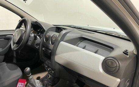 Renault Duster I рестайлинг, 2015 год, 875 000 рублей, 21 фотография