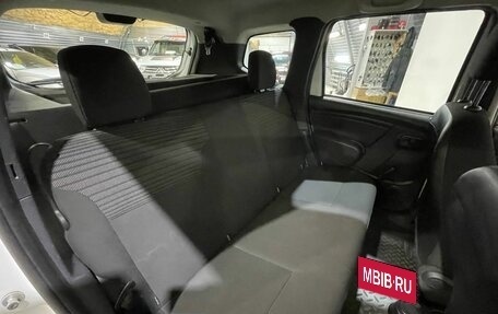 Renault Duster I рестайлинг, 2015 год, 875 000 рублей, 26 фотография