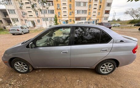 Toyota Prius IV XW50, 2002 год, 290 000 рублей, 5 фотография