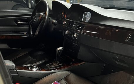 BMW 3 серия, 2010 год, 1 150 000 рублей, 20 фотография