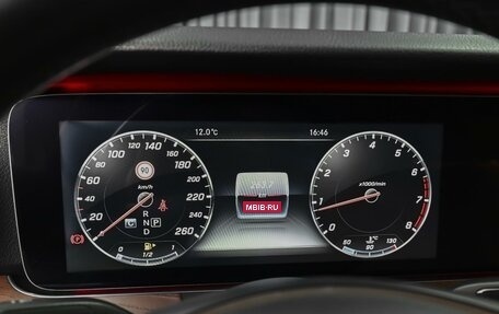 Mercedes-Benz E-Класс, 2016 год, 2 597 000 рублей, 23 фотография