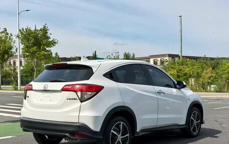 Honda Vezel, 2022 год, 1 209 000 рублей, 6 фотография