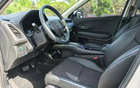 Honda Vezel, 2022 год, 1 209 000 рублей, 13 фотография