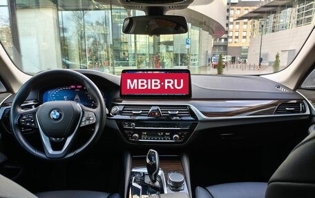 BMW 5 серия, 2020 год, 6 000 000 рублей, 21 фотография