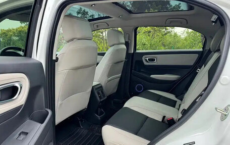 Honda Vezel, 2022 год, 1 849 000 рублей, 18 фотография