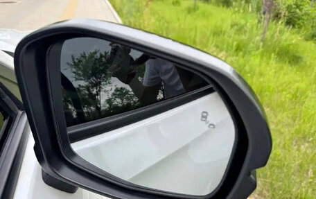 Honda Vezel, 2022 год, 1 849 000 рублей, 20 фотография