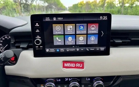 Honda Vezel, 2022 год, 1 849 000 рублей, 12 фотография