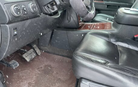 Chevrolet Tahoe III, 2012 год, 2 099 000 рублей, 11 фотография