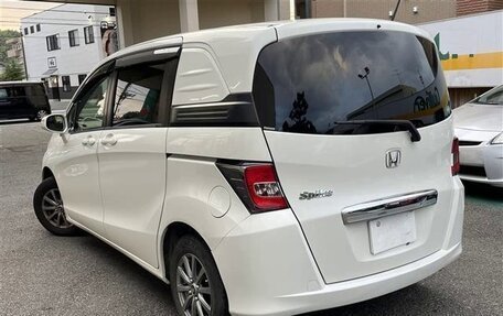 Honda Freed I, 2016 год, 851 000 рублей, 5 фотография