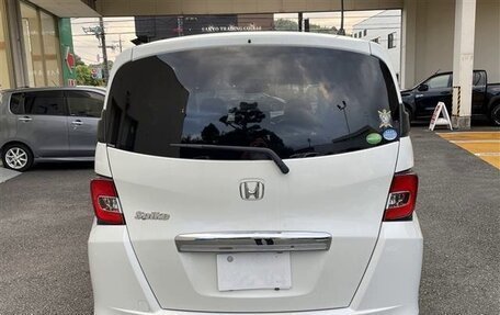Honda Freed I, 2016 год, 851 000 рублей, 6 фотография
