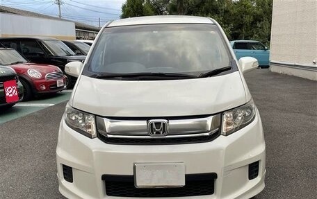 Honda Freed I, 2016 год, 851 000 рублей, 2 фотография