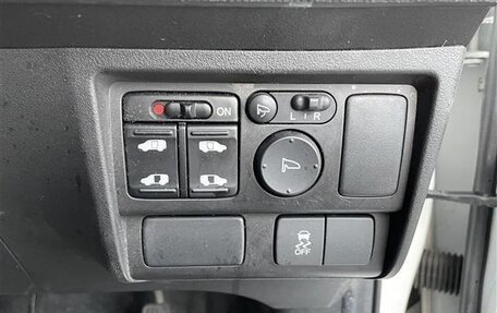 Honda Freed I, 2016 год, 851 000 рублей, 16 фотография