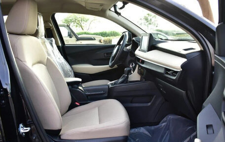 Toyota Yaris, 2026 год, 2 450 000 рублей, 8 фотография