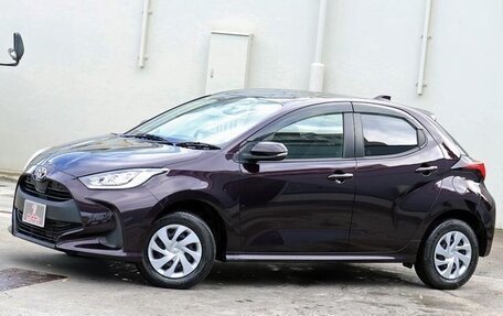 Toyota Yaris, 2022 год, 1 143 000 рублей, 7 фотография