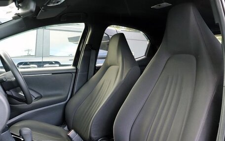 Toyota Yaris, 2022 год, 1 143 000 рублей, 28 фотография