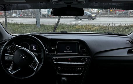 Hyundai Sonata VII, 2019 год, 1 350 000 рублей, 7 фотография