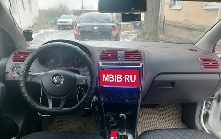 Volkswagen Polo VI (EU Market), 2019 год, 680 000 рублей, 2 фотография