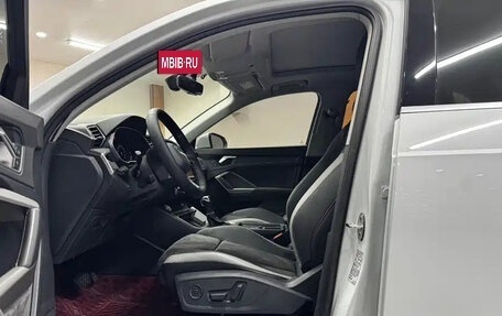 Audi Q3, 2021 год, 2 200 000 рублей, 7 фотография