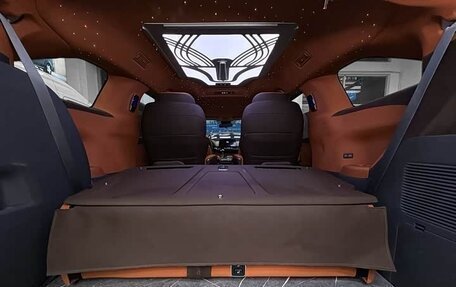 Toyota Granvia, 2024 год, 7 355 202 рублей, 3 фотография