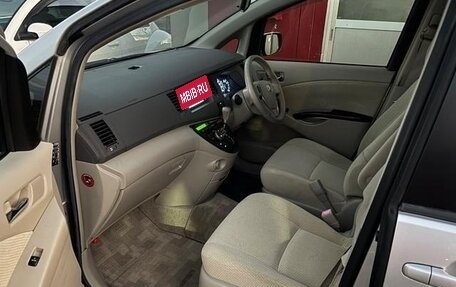 Toyota ISis I, 2012 год, 983 000 рублей, 12 фотография