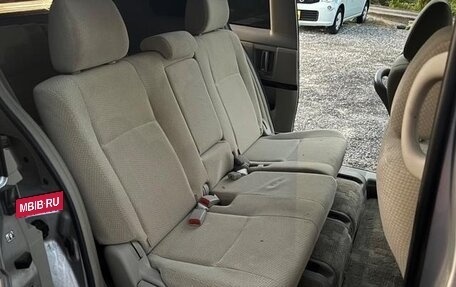 Toyota ISis I, 2012 год, 983 000 рублей, 14 фотография