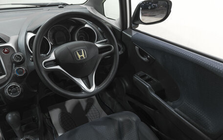 Honda Fit III, 2010 год, 829 000 рублей, 13 фотография