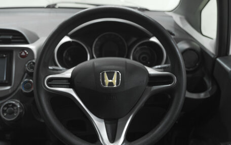 Honda Fit III, 2010 год, 829 000 рублей, 16 фотография