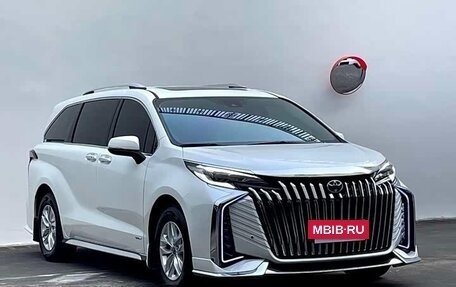 Toyota Granvia, 2024 год, 7 400 202 рублей, 17 фотография