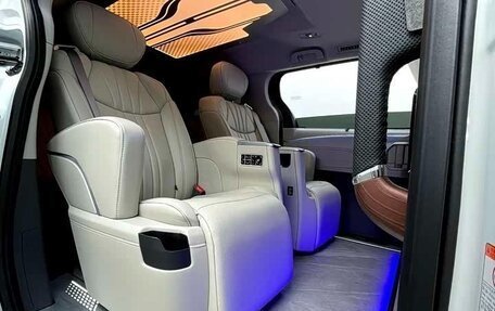 Toyota Granvia, 2024 год, 7 400 202 рублей, 34 фотография