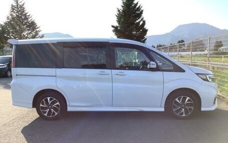 Honda Stepwgn IV, 2022 год, 2 058 000 рублей, 8 фотография