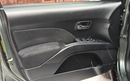 Citroen C-Crosser, 2009 год, 1 360 000 рублей, 29 фотография