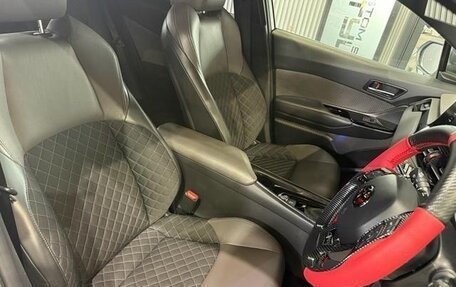 Toyota C-HR I рестайлинг, 2023 год, 1 598 000 рублей, 11 фотография