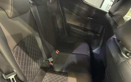 Toyota C-HR I рестайлинг, 2023 год, 1 598 000 рублей, 13 фотография